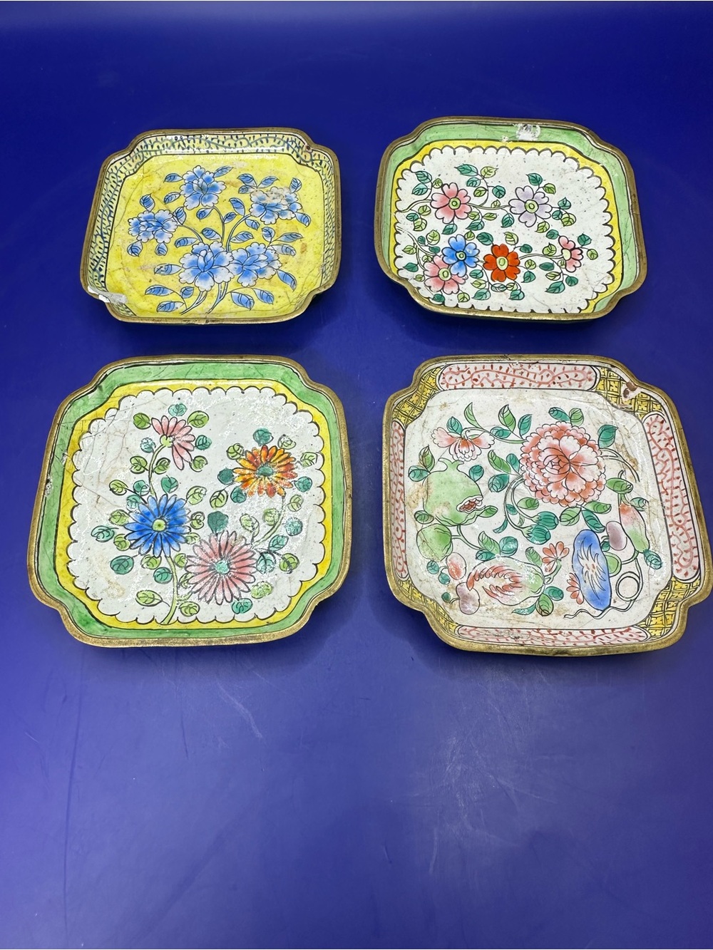 4 Antique Canton Enamel Tray Chinese Trinket Dishes. READ.